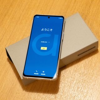 アローズ(arrows)のarrows N F-51C フォグホワイト 128 GB ドコモ(スマートフォン本体)