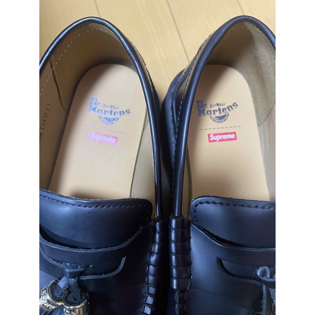 Supreme(シュプリーム)のSupreme × Dr.Martens Loafer Black レディースの靴/シューズ(ローファー/革靴)の商品写真
