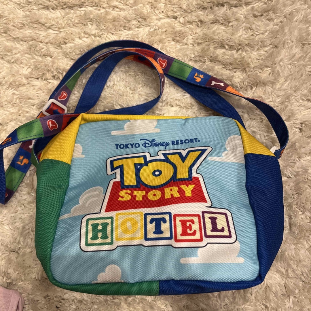 Disney(ディズニー)のトイストーリーホテル限定バッグ エンタメ/ホビーのおもちゃ/ぬいぐるみ(キャラクターグッズ)の商品写真