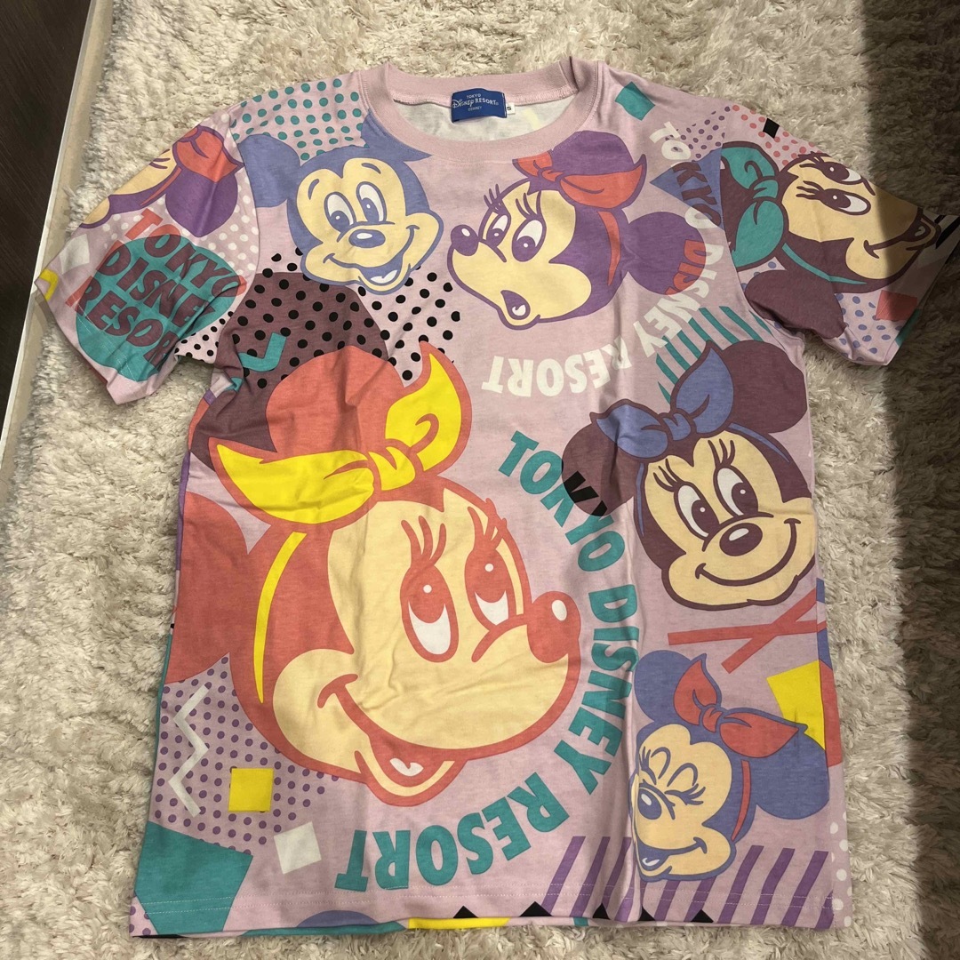 Disney(ディズニー)の総柄　ディズニーTシャツ レディースのトップス(Tシャツ(半袖/袖なし))の商品写真