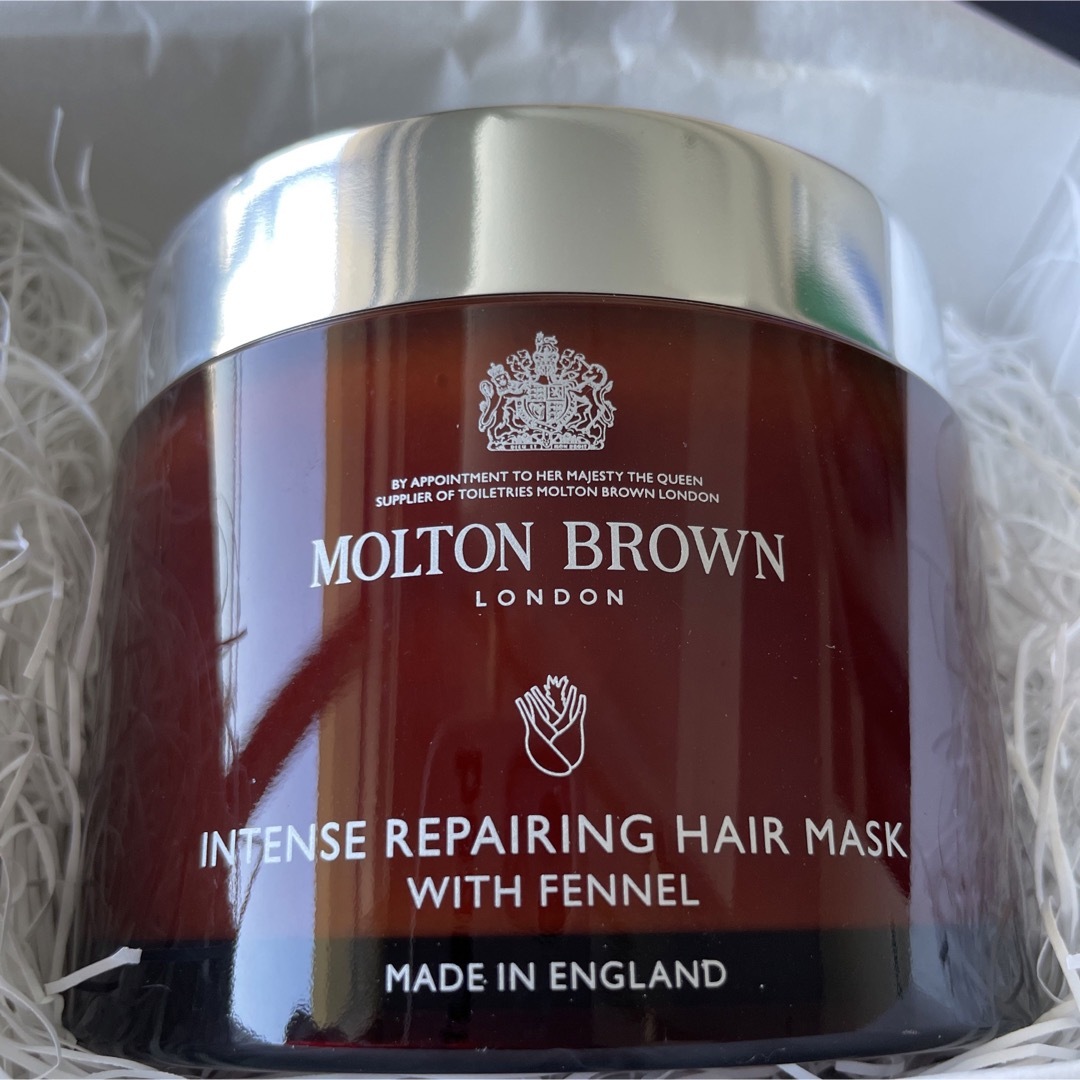 MOLTON BROWN(モルトンブラウン)の新品未使用品　MOLTON BROWN ヘアマスク 250ml コスメ/美容のヘアケア/スタイリング(ヘアパック/ヘアマスク)の商品写真