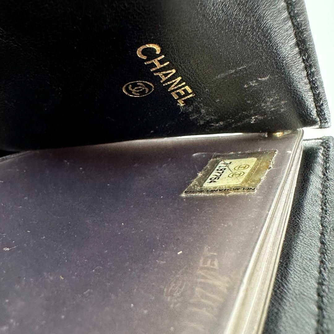 CHANEL(シャネル)のシャネル　カードケース　チョコバー　ラムスキン　名刺入れ　黒　ブラック　レザー メンズのファッション小物(折り財布)の商品写真