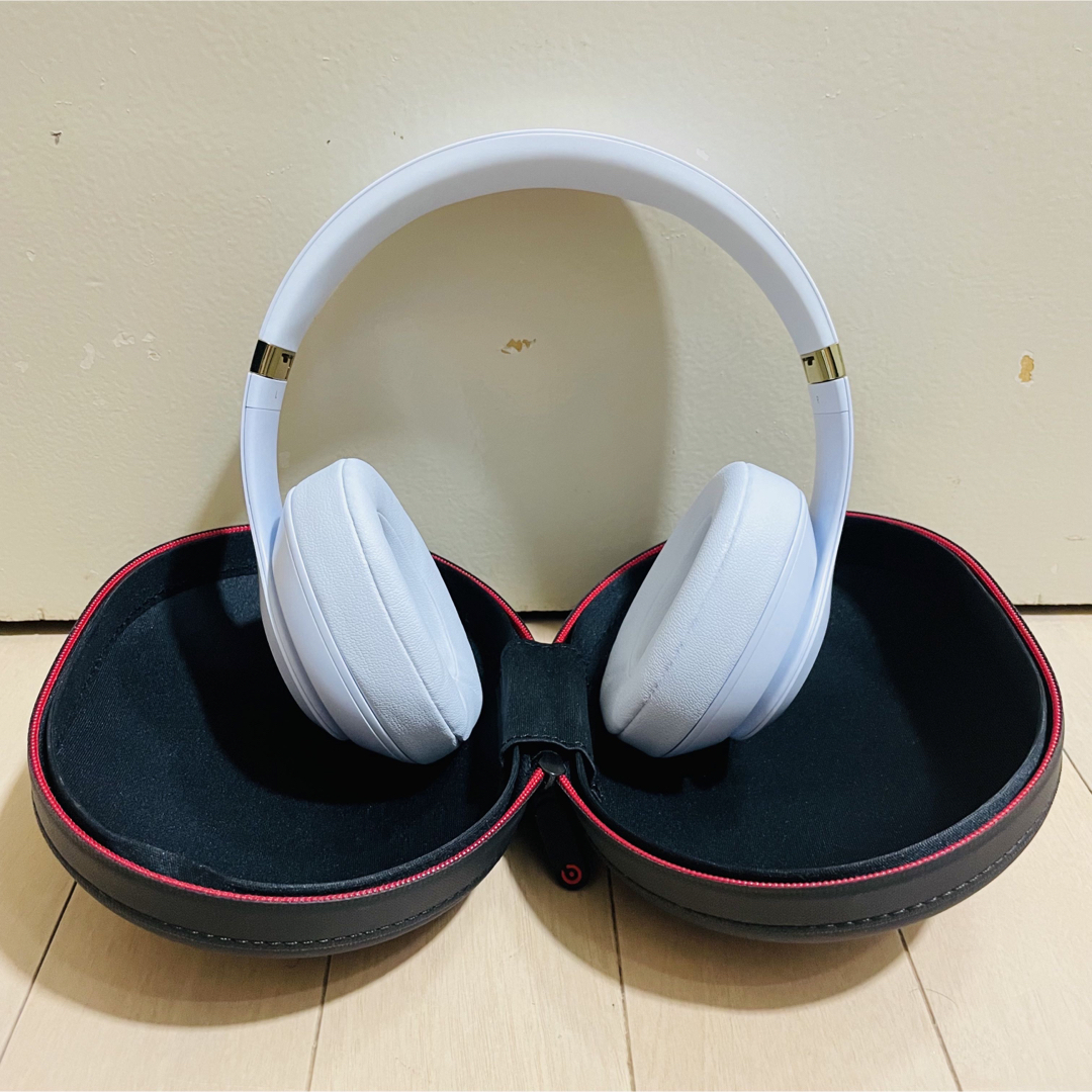 【極美品】Beats Studio3 Wireless ホワイト