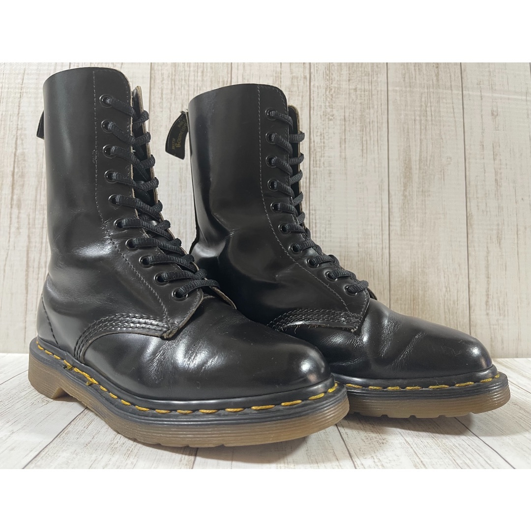 Dr.Martens(ドクターマーチン)のレアモデル　ドクターマーチン☆☆イングランド☆☆１０ホール レディースの靴/シューズ(ブーツ)の商品写真