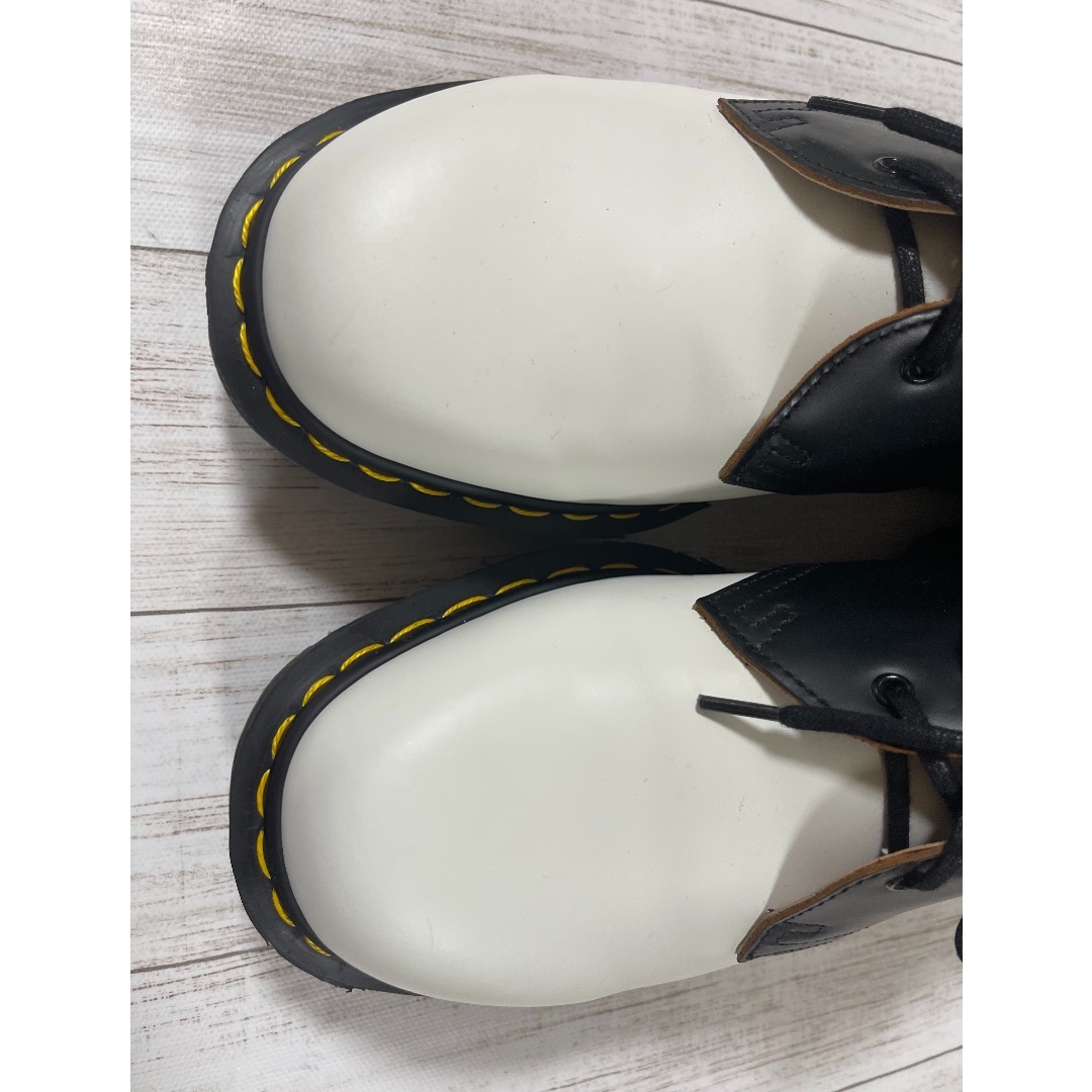 Dr.Martens - 新品未使用ドクターマーチンイングランドサドル Dr.Martens - 新品未使用ドクターマーチンイングランドサドル