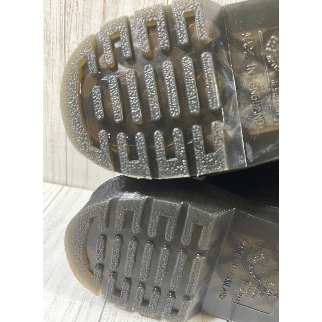 Dr.Martens - 新品未使用ドクターマーチンイングランドサドル Dr.Martens - 新品未使用ドクターマーチンイングランドサドル