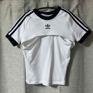 アディダス(adidas)の【新品】adidas トップス(Tシャツ(半袖/袖なし))