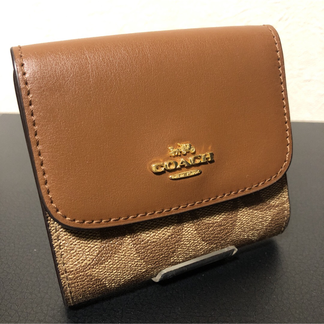 COACH(コーチ)の美品 コーチ 折り財布 レディースのファッション小物(財布)の商品写真