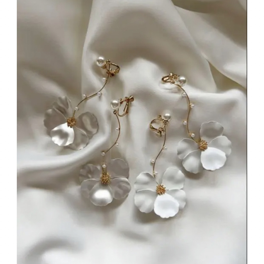 EMILE&K Anemoneイヤリング ブライダルアクセサリー | www.trevires.be