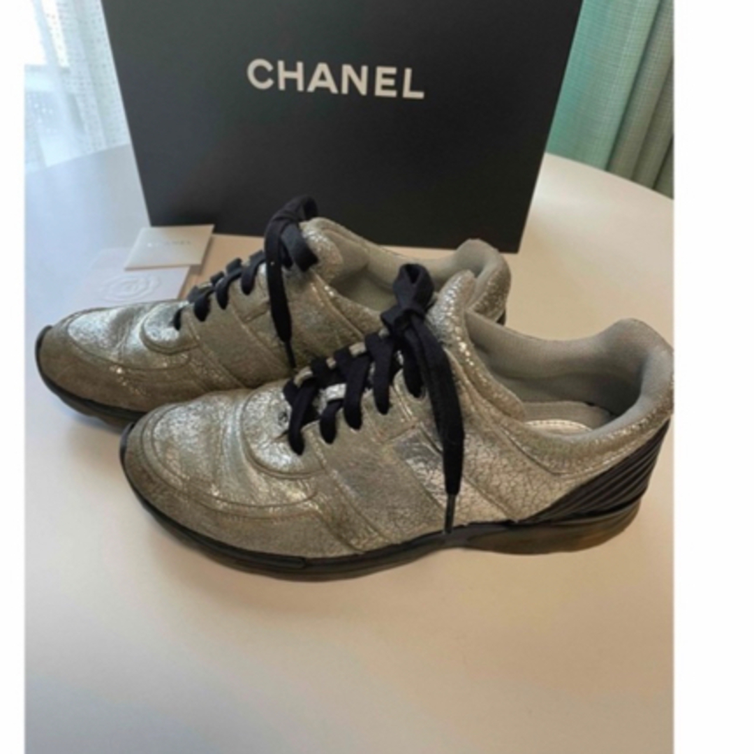 CHANEL - CHANELシャネルスニーカー39サイズの通販 by アイスs shop ...