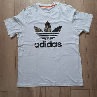 オリジナルス(Originals（adidas）)のアディダスTシャツ　XL 白(Tシャツ/カットソー(半袖/袖なし))