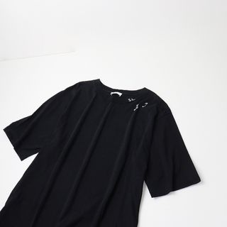 1208 サンローラン Saint Laurent Tシャツ スタープリント 黒