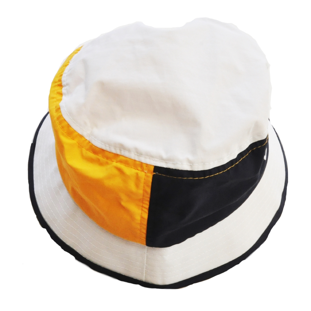 TOMMY HILFIGER(トミーヒルフィガー)のTOMMY JEANS BOX BLOCK NYLON BUCKET HAT   メンズの帽子(ハット)の商品写真