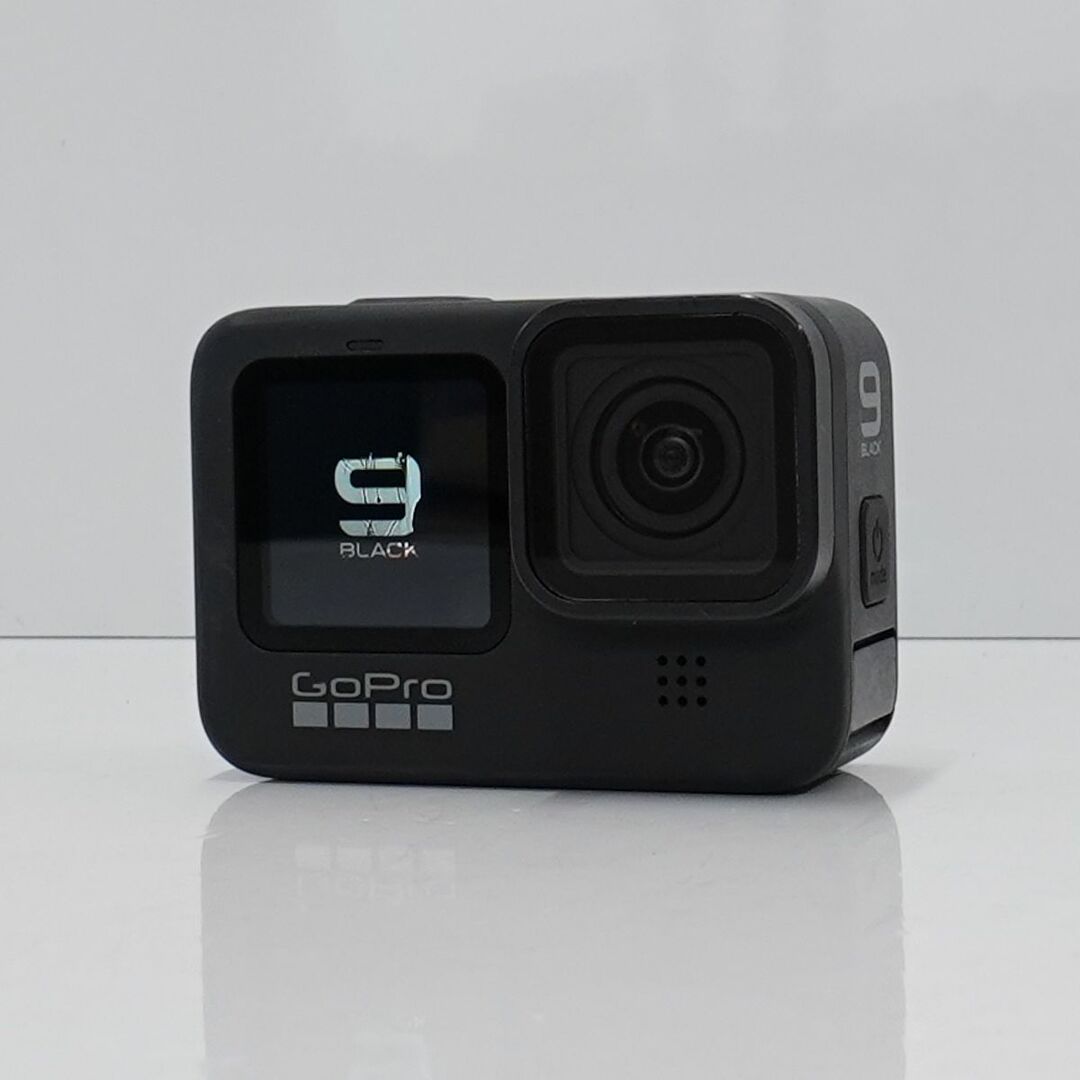 GoPro(ゴープロ)のGoPro HERO9 Black ウェアラブルカメラ USED超美品 5K アクションカメラ 本体+バッテリー CHDHX-901-FW 完動品 中古 CP3102 スマホ/家電/カメラのカメラ(ビデオカメラ)の商品写真