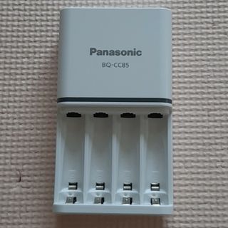 パナソニック(Panasonic)のPanasonic 単3形単4形ニッケル水素電池専用急速充電器 BQ-CC85(その他)