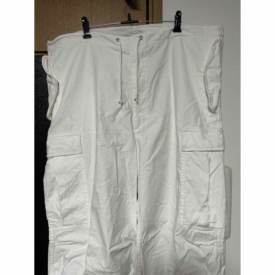 1LDK SELECT(ワンエルディーケーセレクト)のBack Satin M-51 Pants "MILK" CANTÁTE メンズのパンツ(ワークパンツ/カーゴパンツ)の商品写真