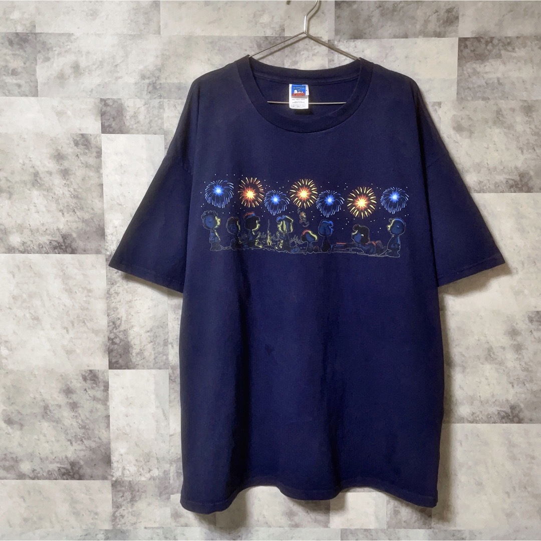 PEANUTS(ピーナッツ)のTシャツ　ピーナッツ　XXL　ネイビー　スヌーピー　DELTA　デルタ　古着　紺 メンズのトップス(Tシャツ/カットソー(半袖/袖なし))の商品写真
