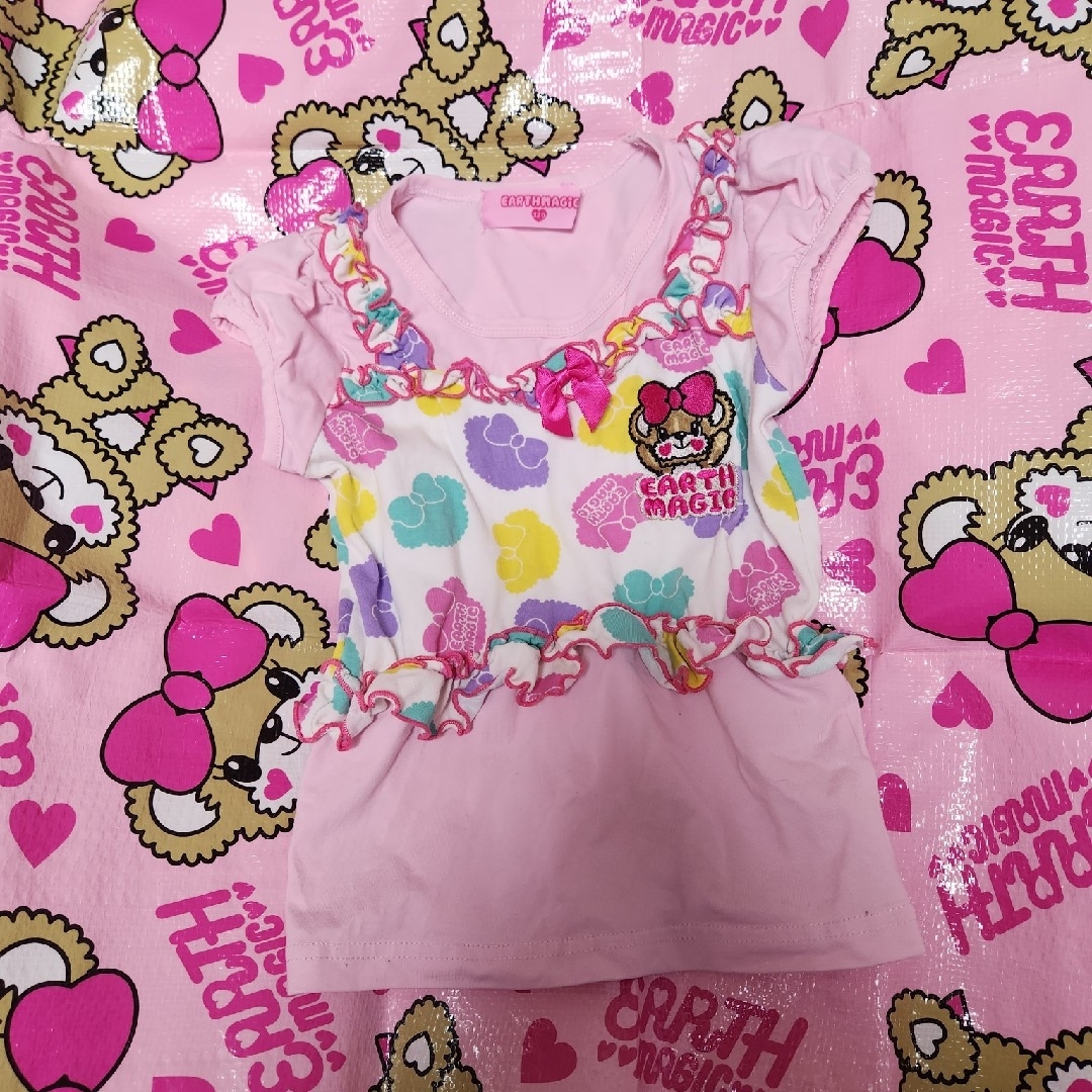 EARTHMAGIC(アースマジック)の専用 キッズ/ベビー/マタニティのキッズ服女の子用(90cm~)(Tシャツ/カットソー)の商品写真