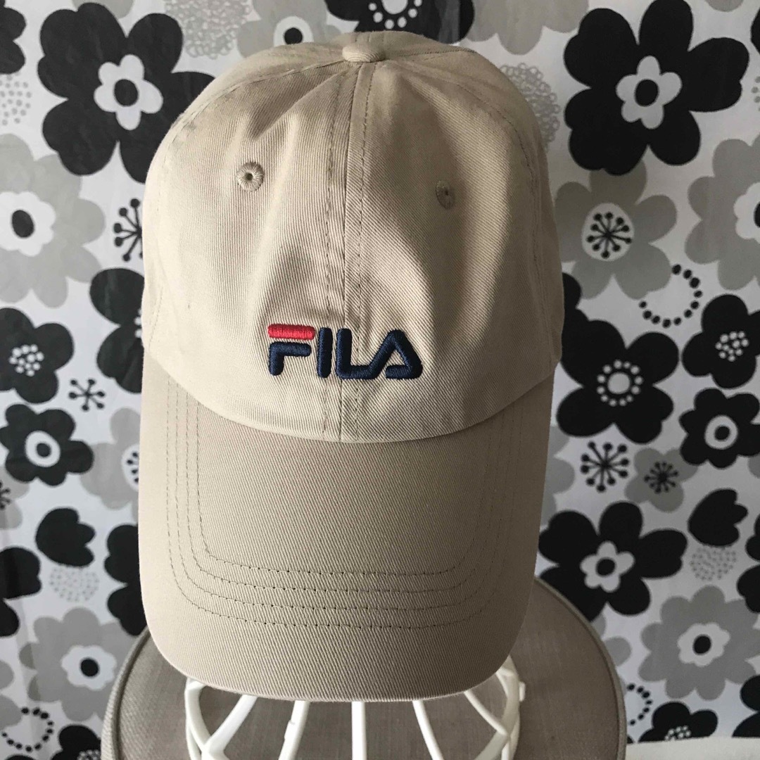 FILA(フィラ)のF I LA フィラ　キャップ　ベージュ　57〜59cm ユニセックス メンズの帽子(キャップ)の商品写真