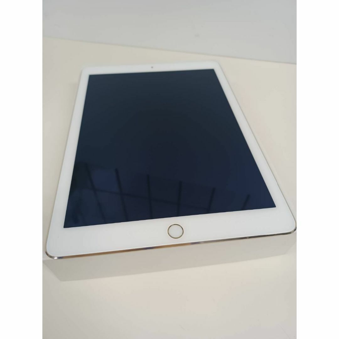 【Wi-Fiモデル】iPad Air 2 (A1566) 3A141J/A 3