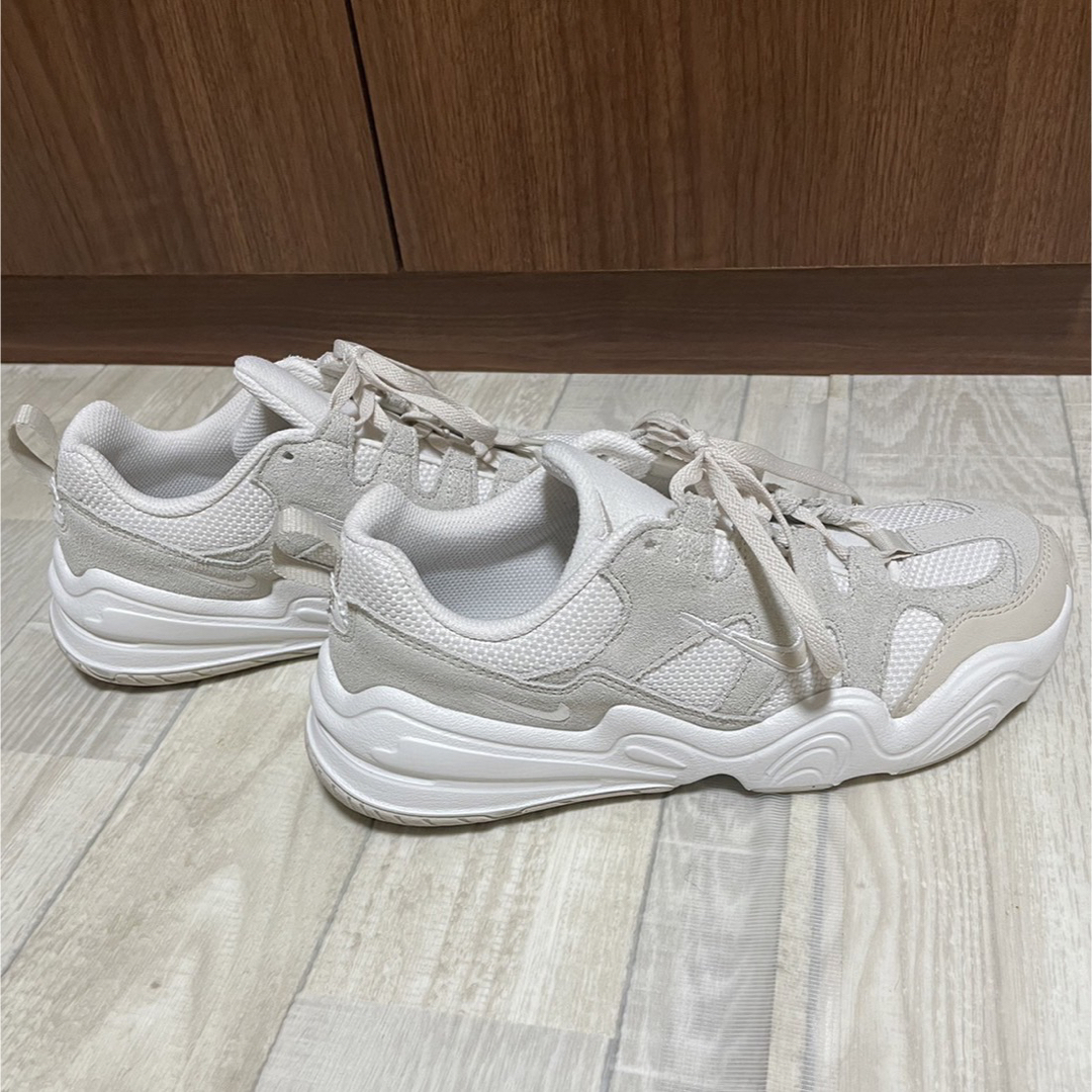 NIKE - NIKEテックヘラの通販 by mii's shop｜ナイキならラクマ