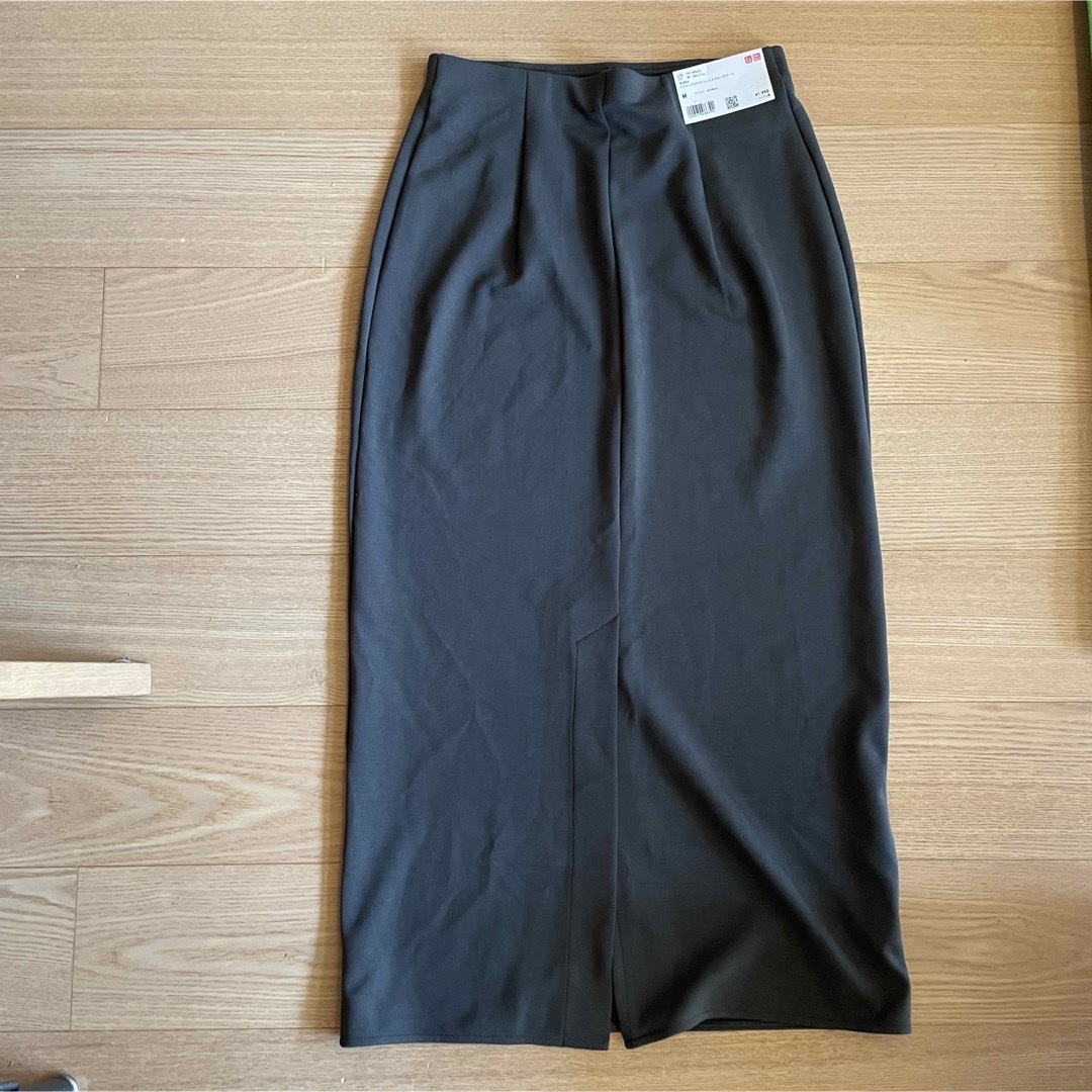 UNIQLO(ユニクロ)のストレッチダブルフェイスナロースカート（丈標準80～84cm） レディースのスカート(ロングスカート)の商品写真
