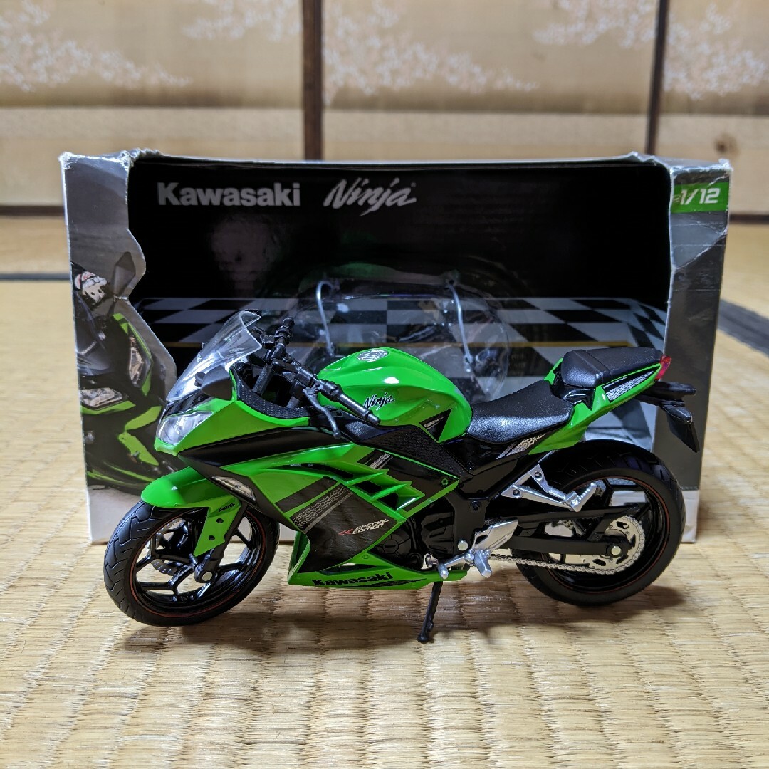 アオシマ、スカイネット1/12 カワサキNinja 250