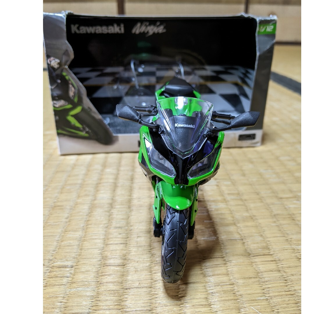 アオシマ、スカイネット1/12 カワサキNinja 250