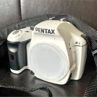 ★美品★ PENTAX K-X ボディ ホワイト(デジタル一眼)