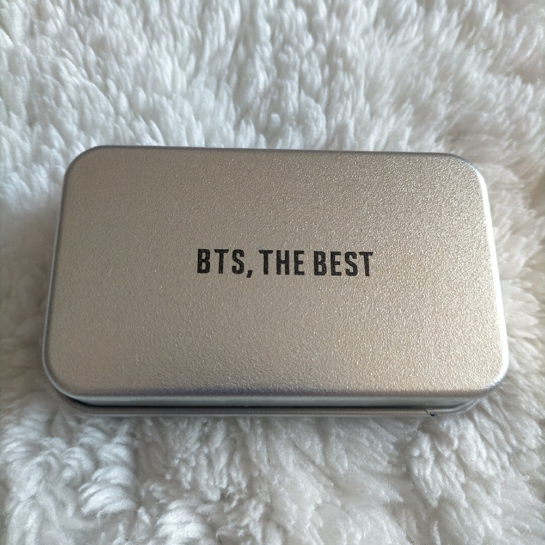 BTS THE BEST 展示会グッズ タブレットケース エンタメ/ホビーのCD(K-POP/アジア)の商品写真