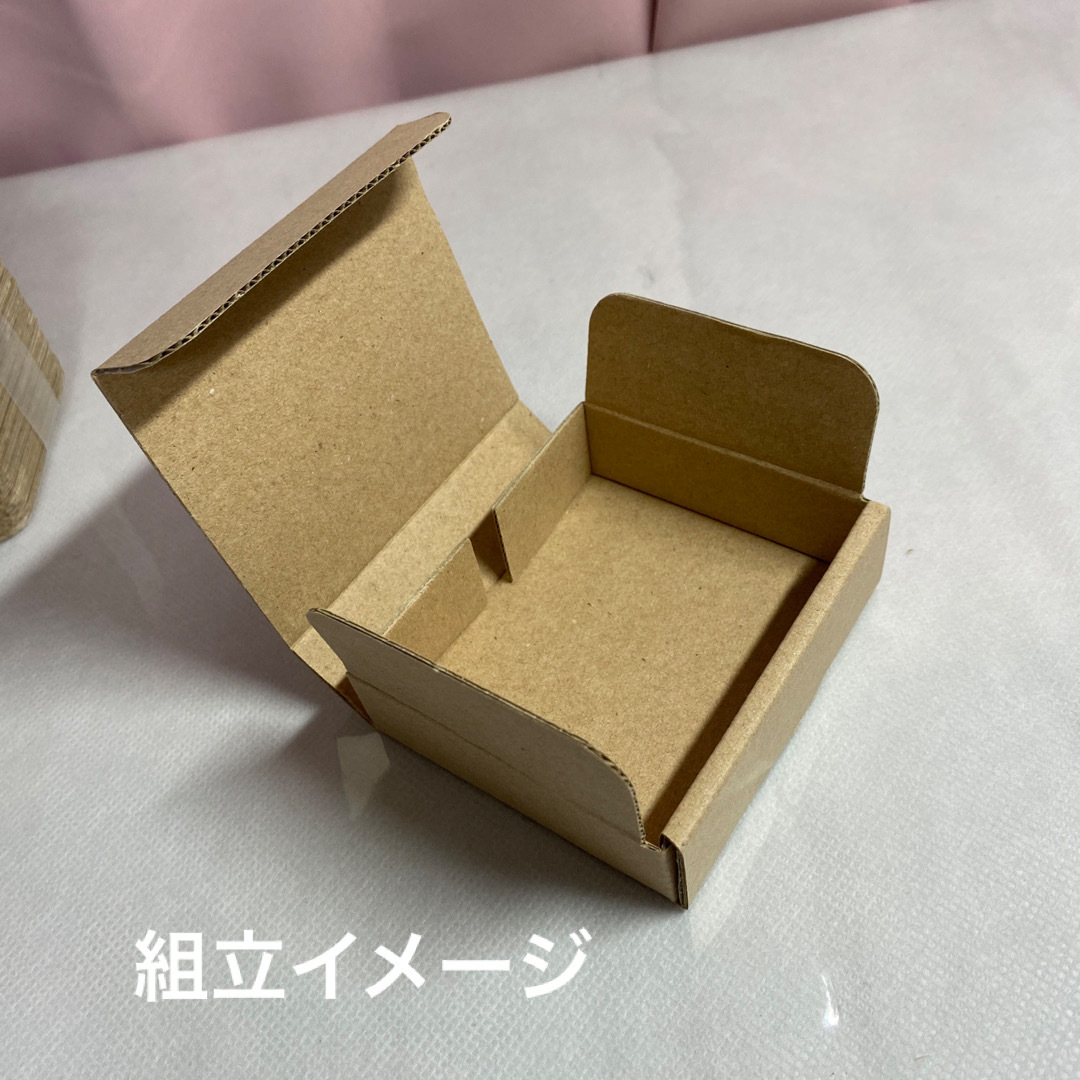 空箱 ダンボール ブレスレット アクセサリー ケース ハンドメイド 梱包 資材 インテリア/住まい/日用品のオフィス用品(ラッピング/包装)の商品写真