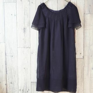 プロポーションボディドレッシング(PROPORTION BODY DRESSING)の新品★ PROPORTION ノーカラータックプリーツシフォンワンピース 紫M(ひざ丈ワンピース)