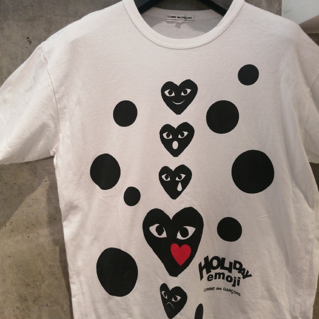 【クリスマス限定　holiday】COMME des GARCONS Tシャツ