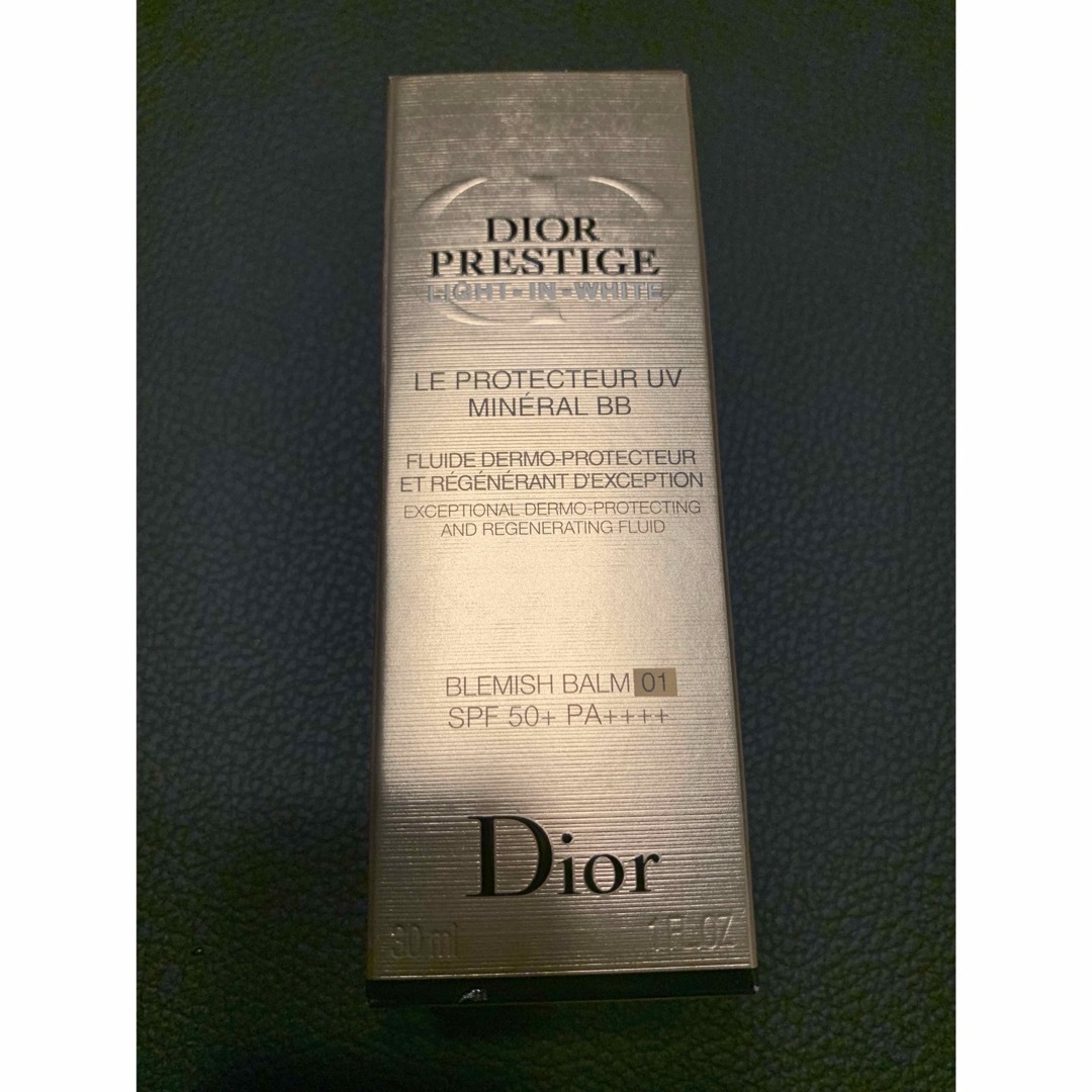 Dior(ディオール)の新品未使用　プレステージホワイトルプロテクターUVミネラルBB コスメ/美容のベースメイク/化粧品(BBクリーム)の商品写真