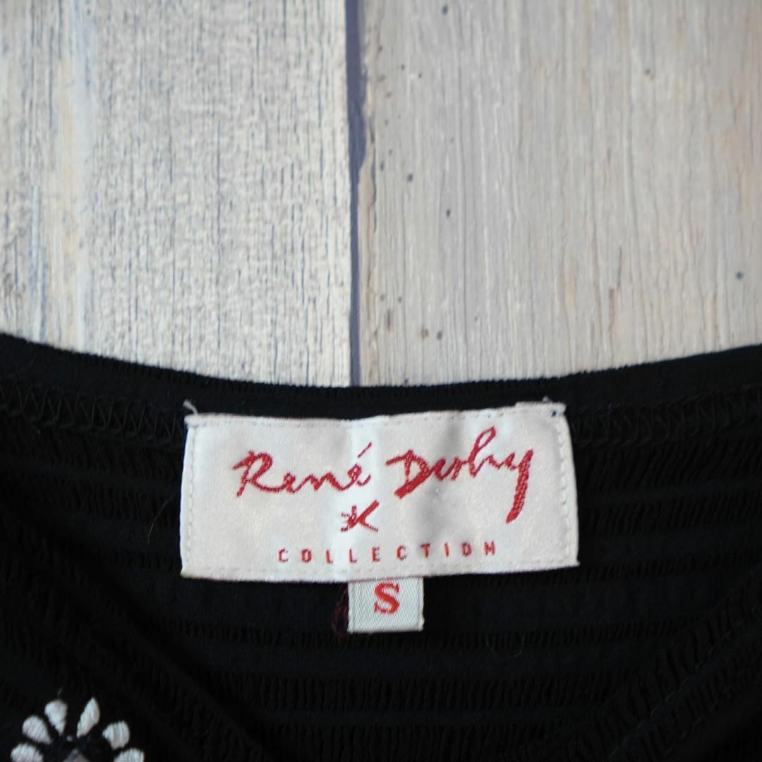 René(ルネ)のRené duly ノースリーブ花柄刺繍ボートネックカットソー 黒S レディースのトップス(Tシャツ(半袖/袖なし))の商品写真