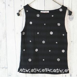 ルネ(René)のRené duly ノースリーブ花柄刺繍ボートネックカットソー 黒S(Tシャツ(半袖/袖なし))