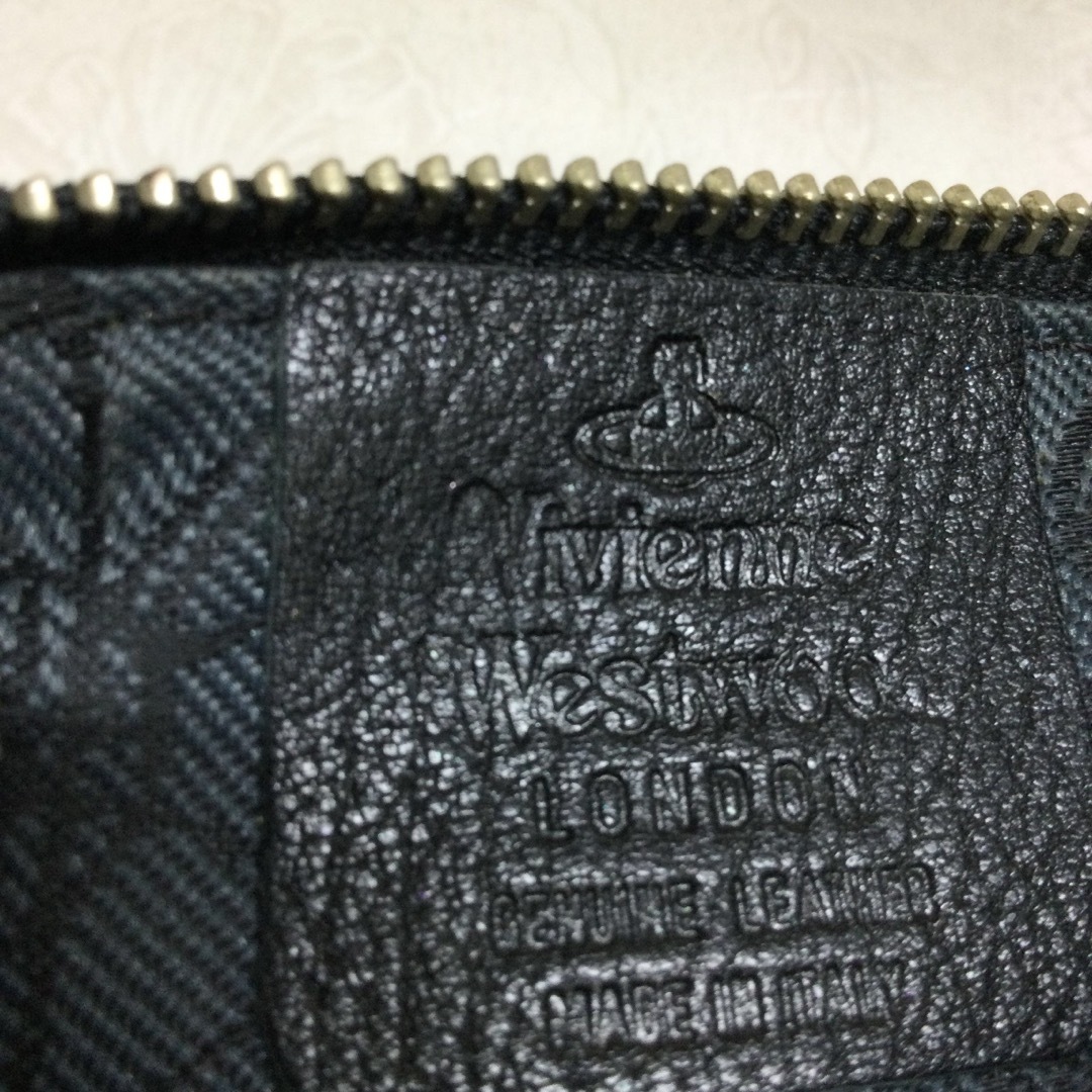 Vivienne Westwood(ヴィヴィアンウエストウッド)のVivienne WestwoodポーチKB 2252 レディースのファッション小物(ポーチ)の商品写真