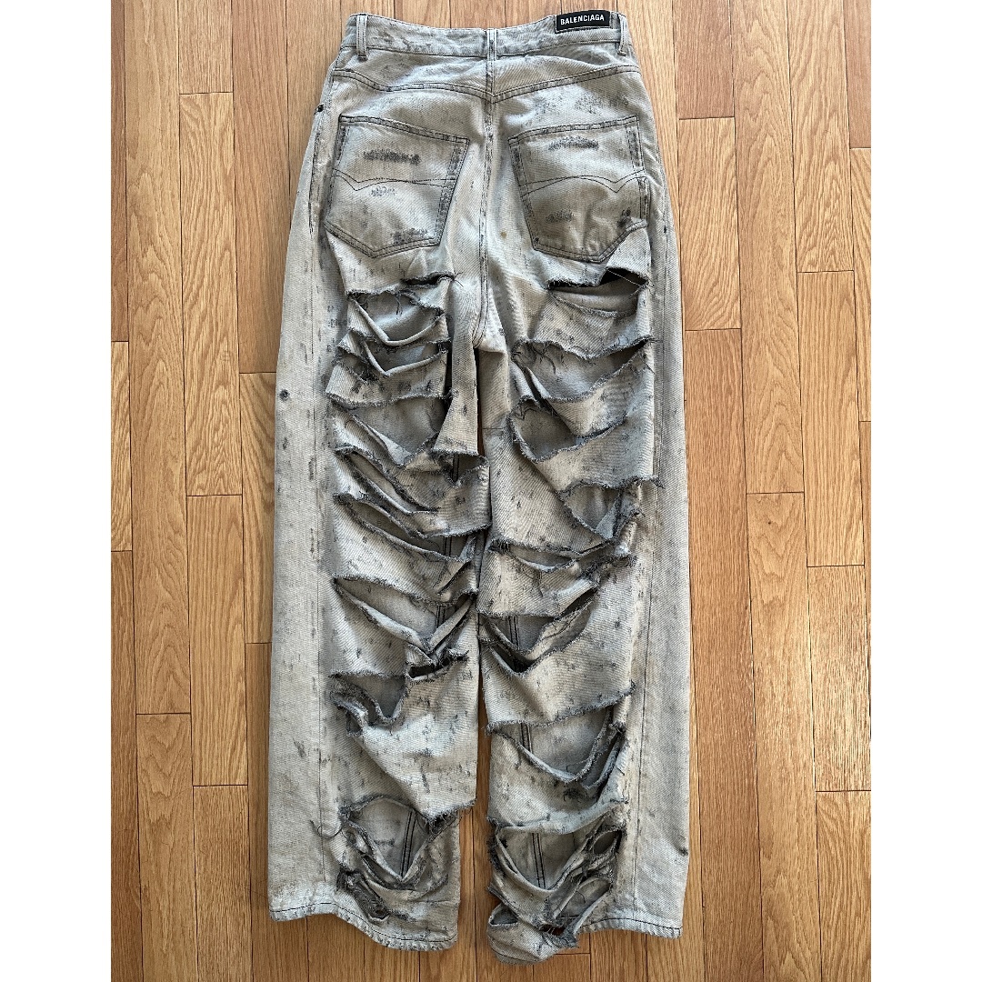 BALENCIAGA SUPER DESTROYED BAGGY DENIM