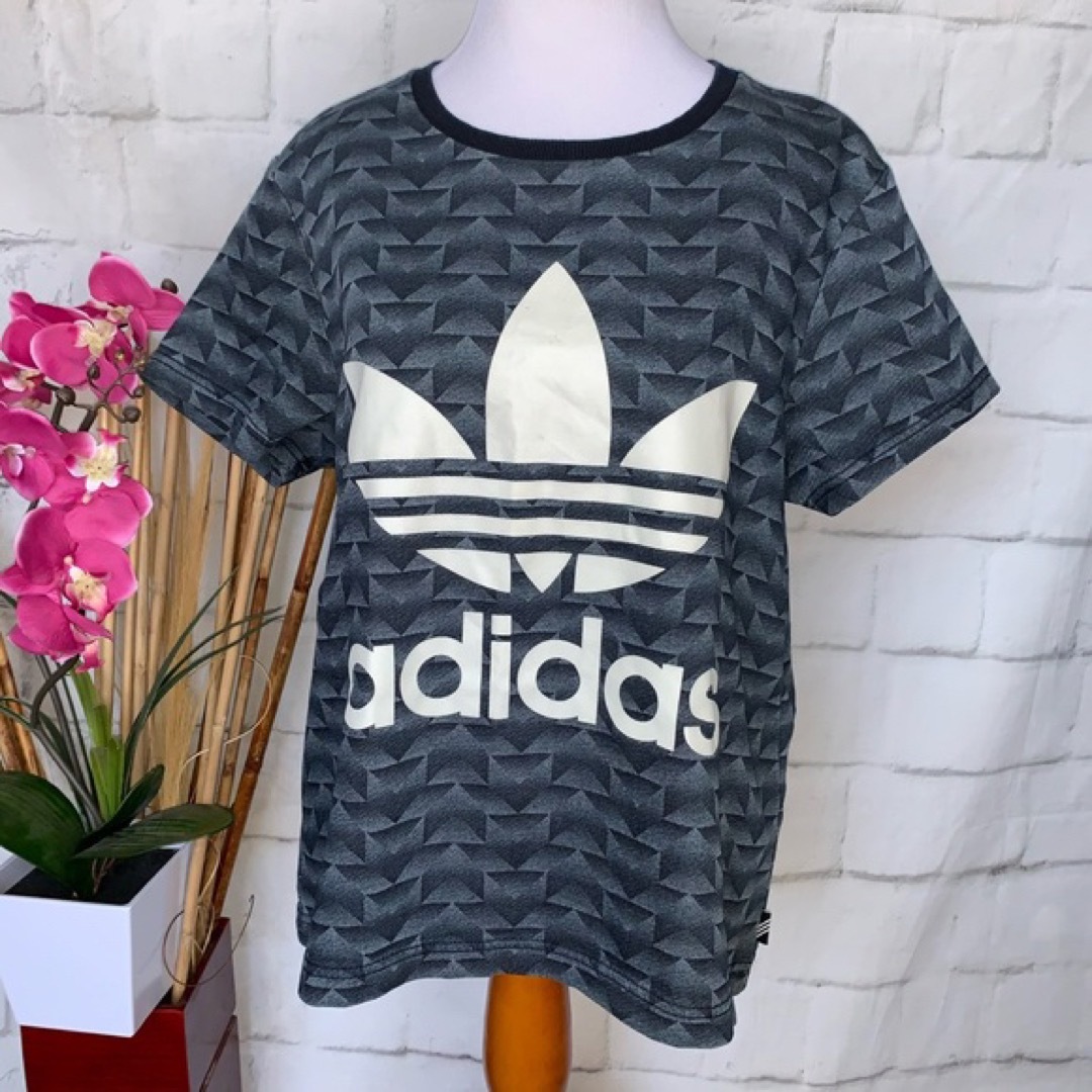 adidas 半袖Tシャツ・ショートパンツ