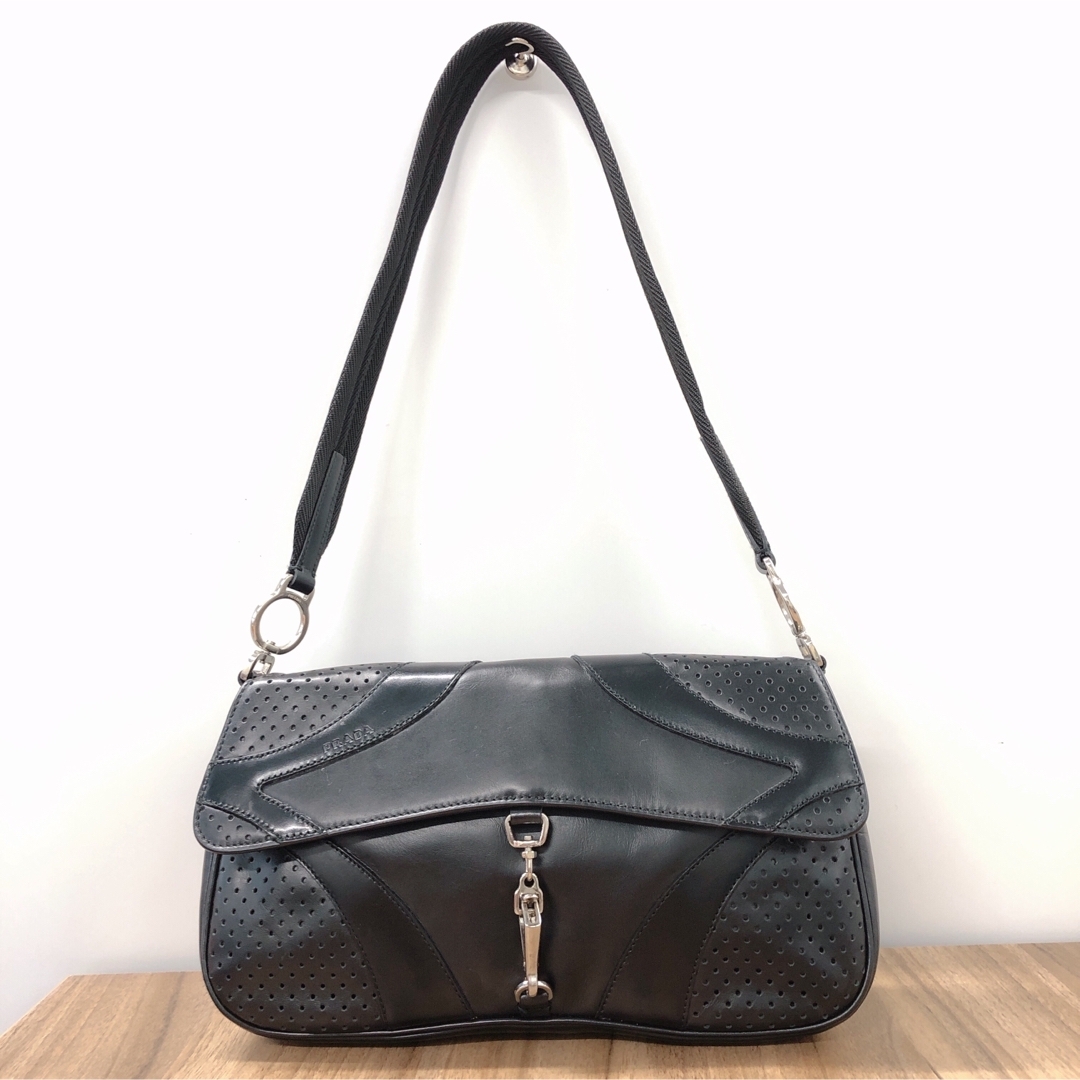 BT0016カラー値下げ中！ PRADA プラダ ショルダーバッグ レザー ブラック BT0016