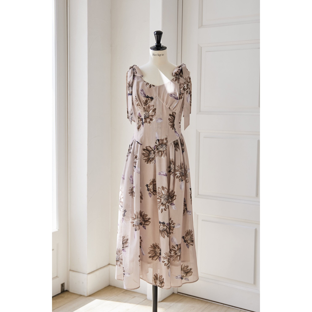 Her lip to - Herlipto Sunflower-Printed Midi Dress の通販 by ...