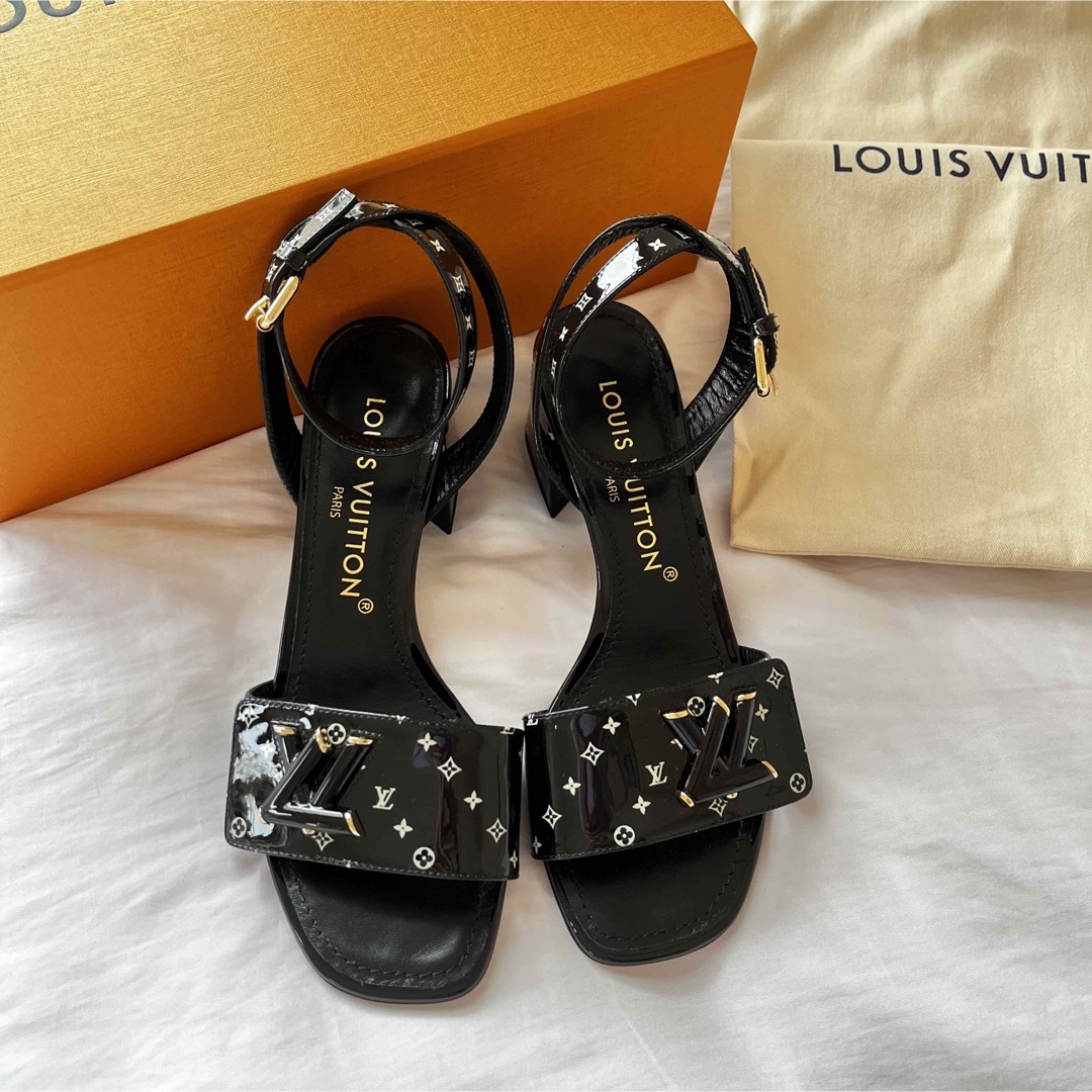 LOUIS VUITTON シェイク・ライン サンダル