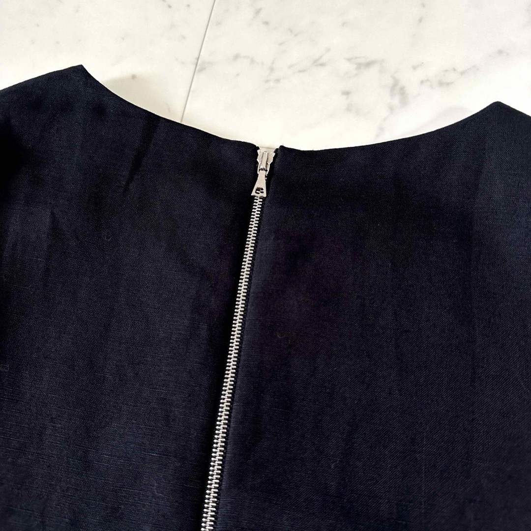 ADORE 美品♪アドーア リネン混 バックジッププルオーバー 半袖 ブラウス 麻 ブラックの通販 by お値下げコメント下さいませ♡|アドーア ならラクマ ADORE アドーア リネン混トップス