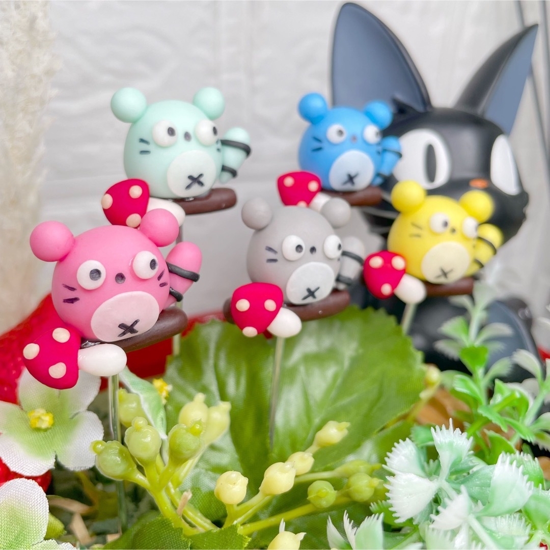 ガーデンピック　ハンドメイド　カラフルたぬきとキノコピック　多肉植物　キノコ