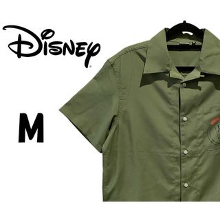 ディズニー(Disney)のディズニー　くまのプーさん　オープンカラーシャツ　カーキ　Ｍ　K00171(シャツ)