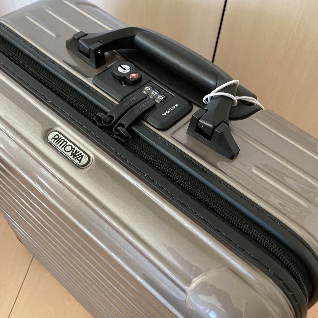 新品廃盤 リモワ サルサ 2輪 二輪 TSA プロセッコ 25L 新品廃盤 リモワ サルサ 2輪 二輪 TSA プロセッコ 25L