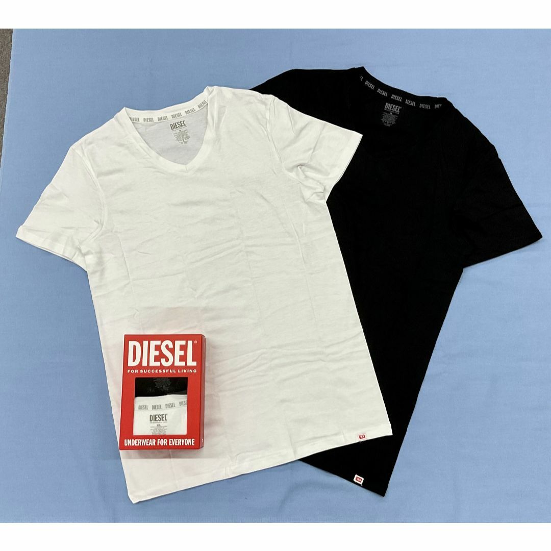 DIESEL(ディーゼル)のディーゼル　Tシャツ 2パックセット 2323　Sサイズ　新品　A05428 メンズのトップス(Tシャツ/カットソー(半袖/袖なし))の商品写真