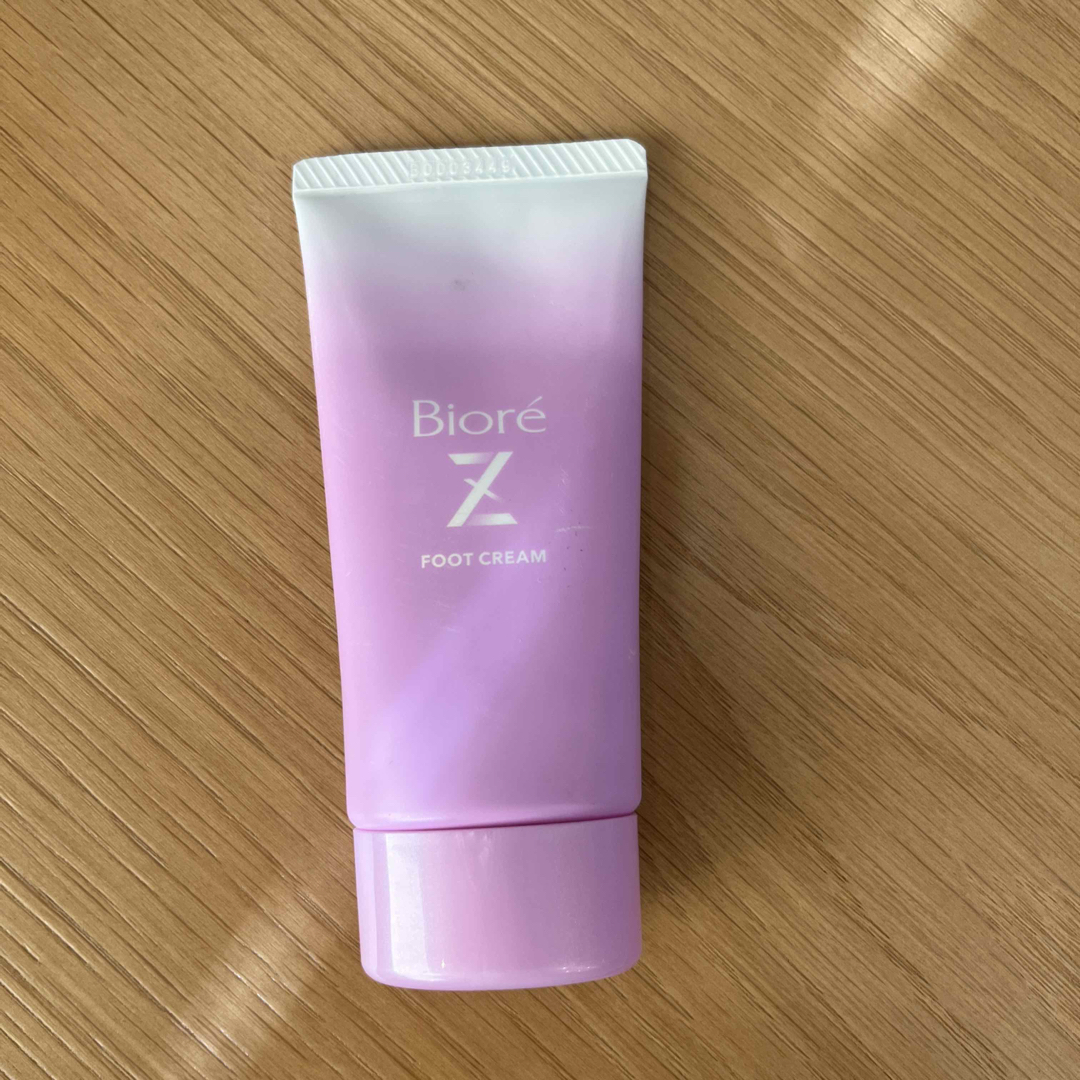 Biore(ビオレ)のビオレZさらさらFクリーム　50g コスメ/美容のボディケア(フットケア)の商品写真