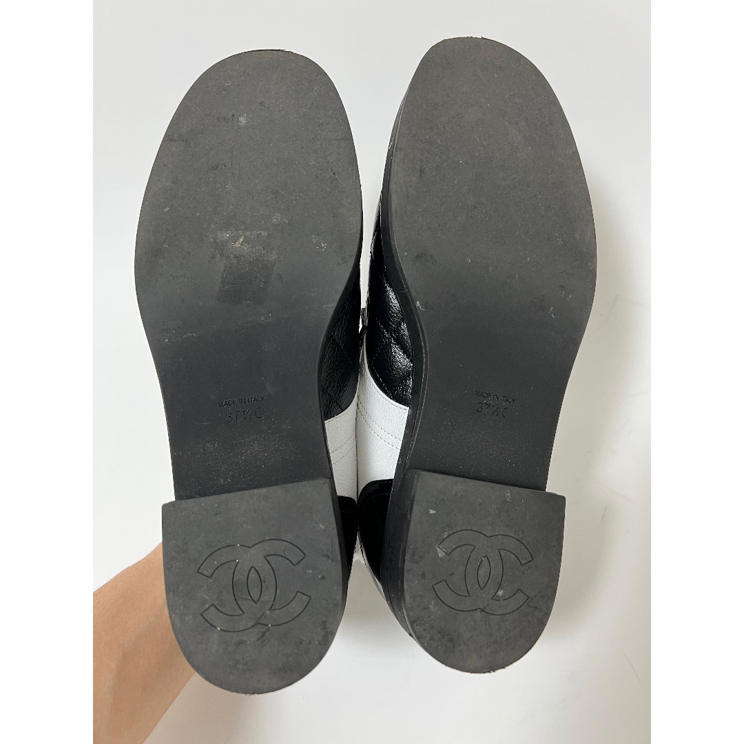 CHANEL - シャネル レディース スニーカー 靴 チェーン レザー CHANEL - シャネル レディース スニーカー 靴 チェーン レザー