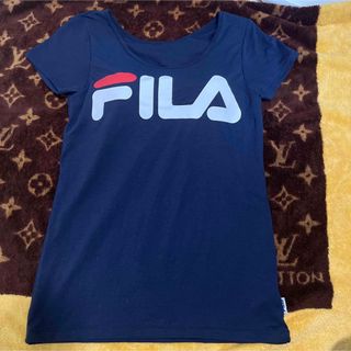 フィラ(FILA)のFILA 便利なパット付きTシャツ　スポーツウェア　未使用❗(ウェア)